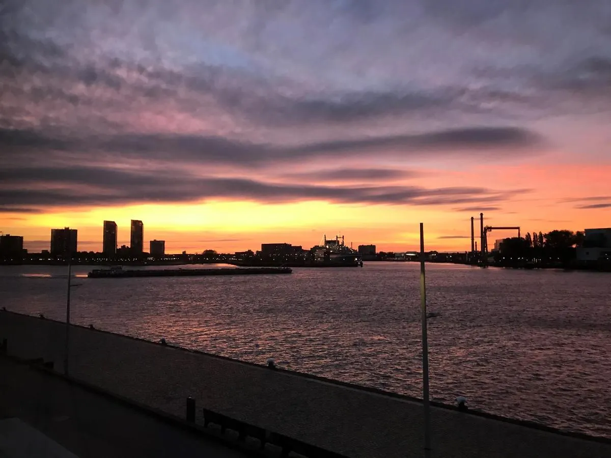 B&B Maasview Rotterdam Netherlands